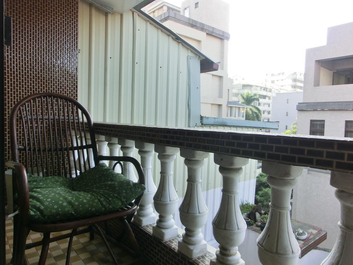 Tainan Travel Inn - Chenggong Univ. Kültér fotó